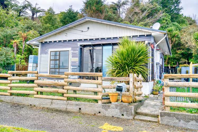 3 Sturge Street Greymouth_12