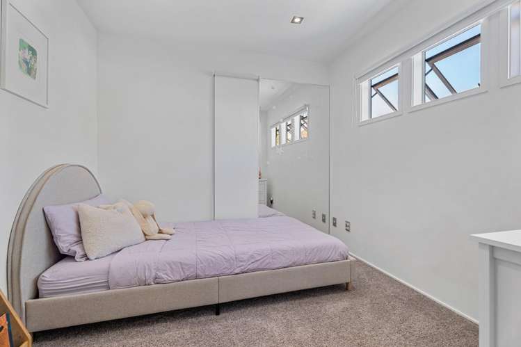 8 Ireland Street 1664_11