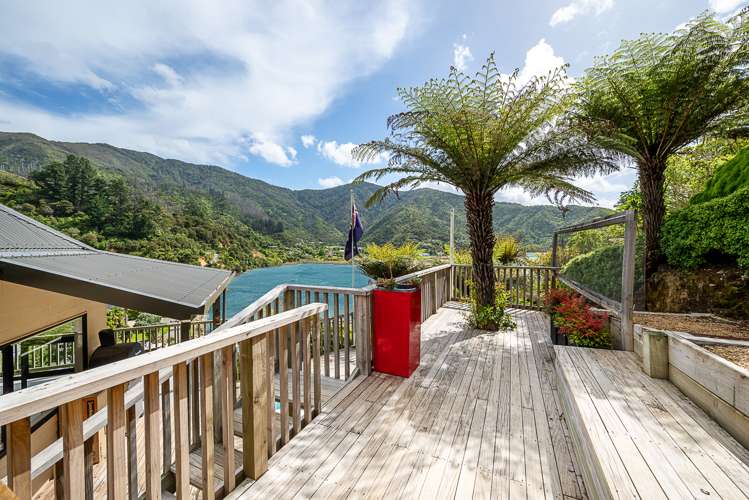 2389 Queen Charlotte Drive Anakiwa and Surrounds_21