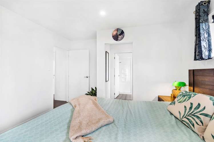 23 Arabella Crescent Yaldhurst_9