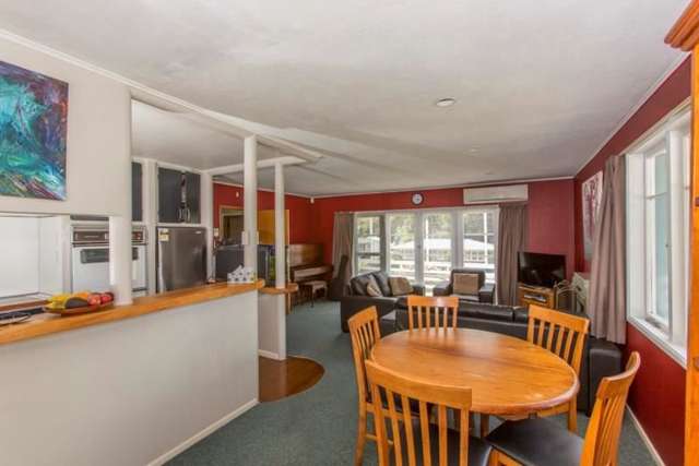 15 Silverstream Road Horahora_1