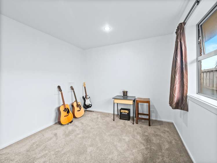 23 Russell Avenue Allenton_14