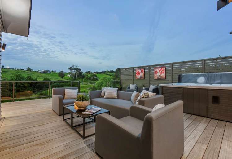 14 Regis Lane Flat Bush_14