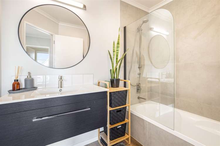 9s Clearwater Cove West Harbour_19