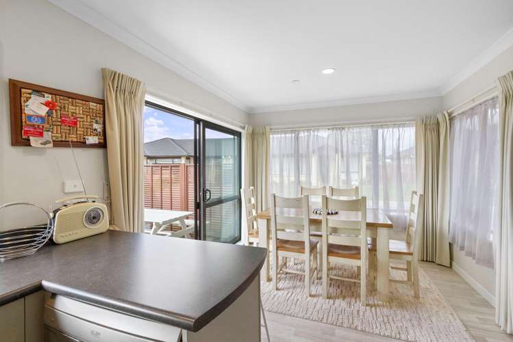 30 Ian Peter Way Otaki_4