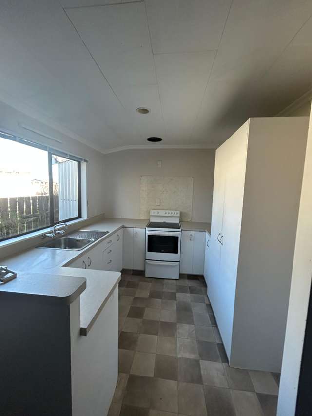  A/57 Lismore Street Merrilands_3