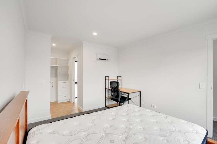 2/146 Old Farm Road Hamilton East_17