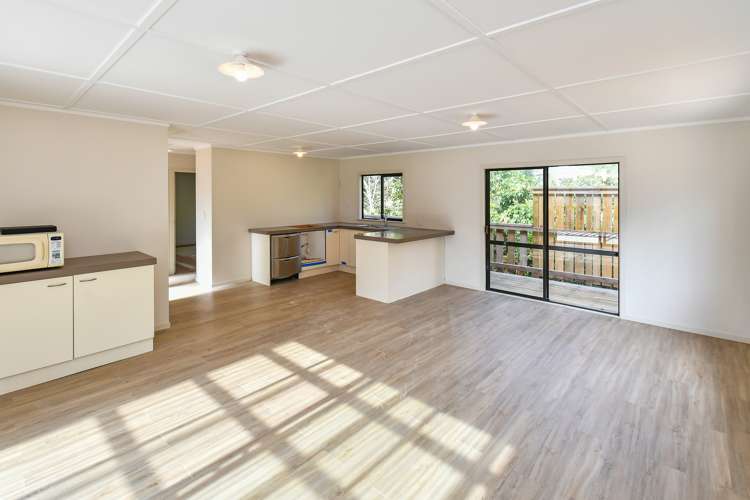 78 Howard Road Orere Point_2