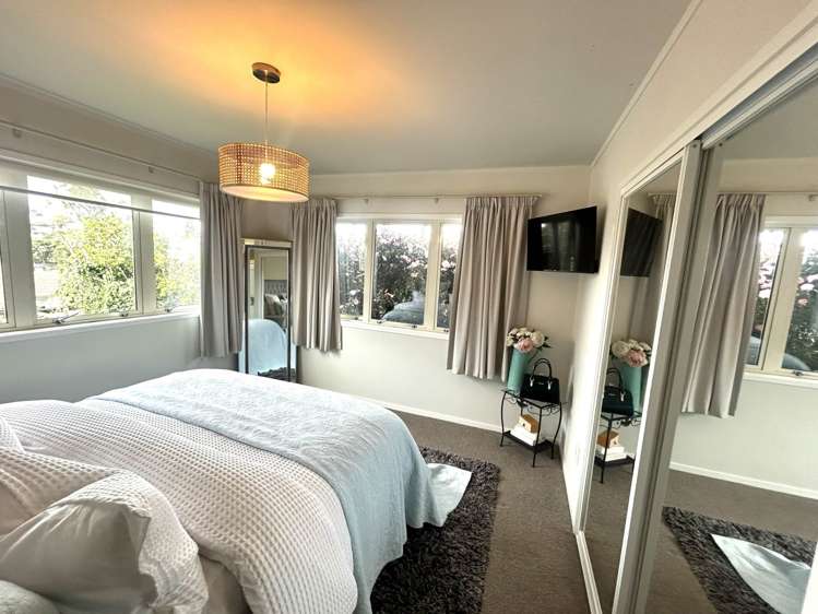 2/2 Maxwelton Drive Mairangi Bay_7