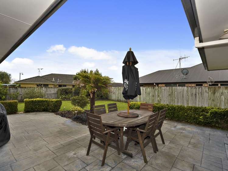 8 Sandowne Close Rototuna North_17