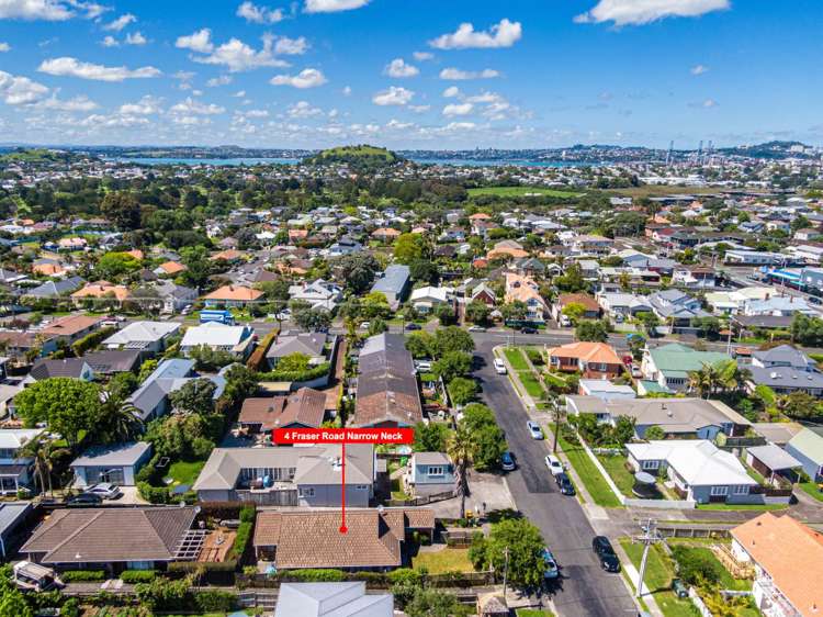 4/4 Fraser Road Narrow Neck_15