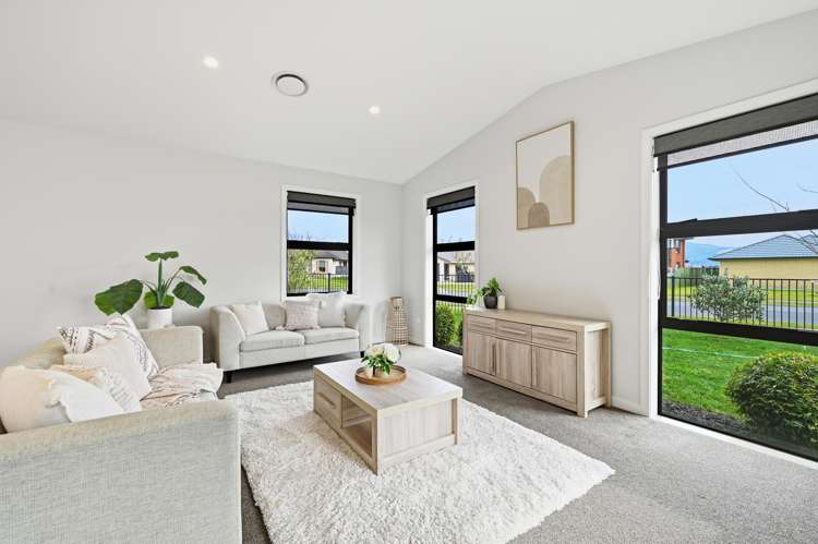 58 Carroll Place Owhata_7
