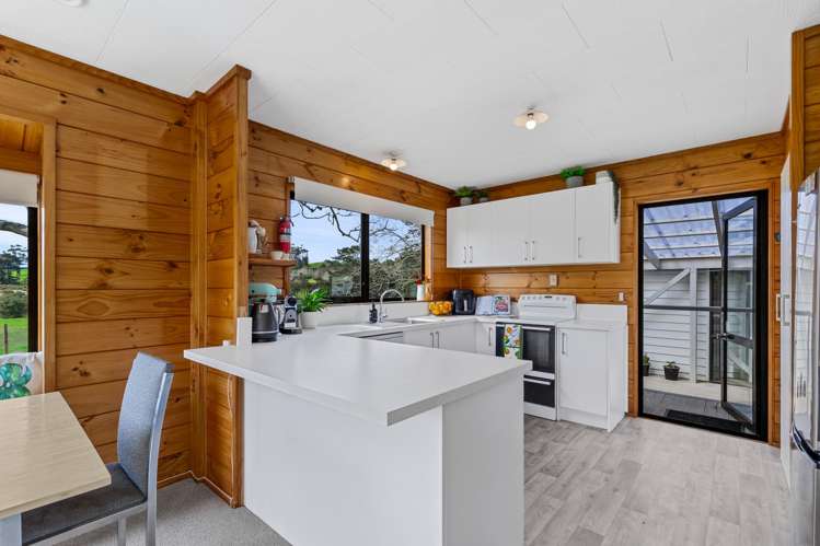 56 Aubrey Road Silverdale_12