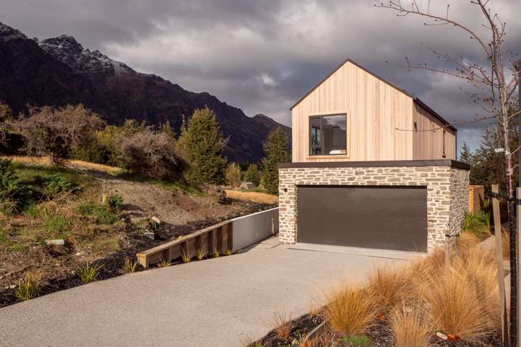 13 Soudley Court Jacks Point_6