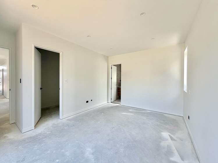 19 Tukutata Crescent Milldale_4