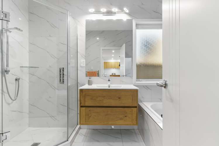 18 Black Beech Crescent Takanini_15