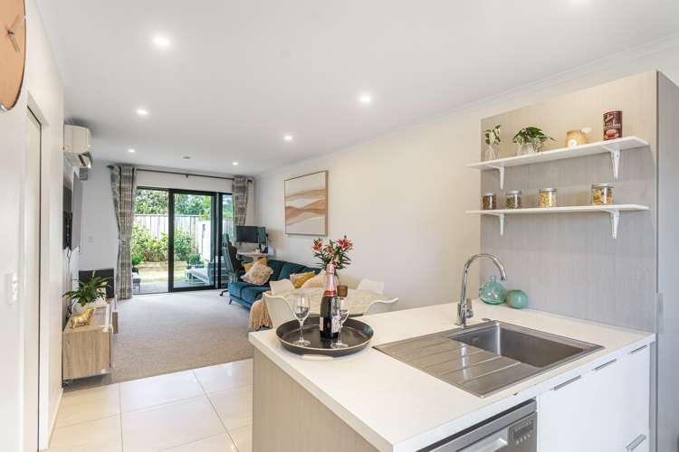 10b Titoki Street Te Atatu Peninsula_6