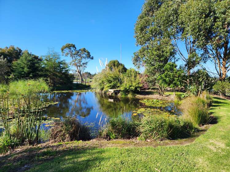 215 Valley View Road Otaika_19