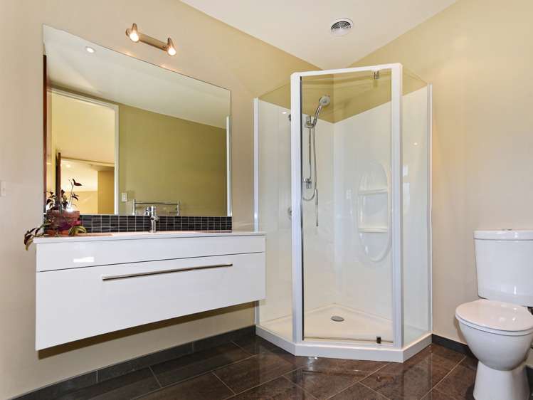 14d Mulholland Drive Darfield_10