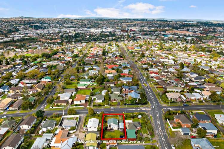 82 Lynwood Road New Lynn_13