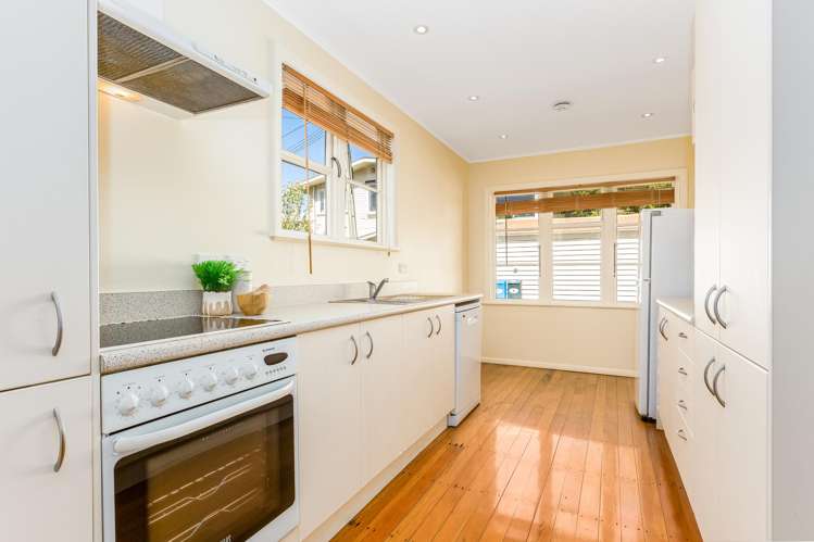 7 Delhi Crescent Khandallah_6