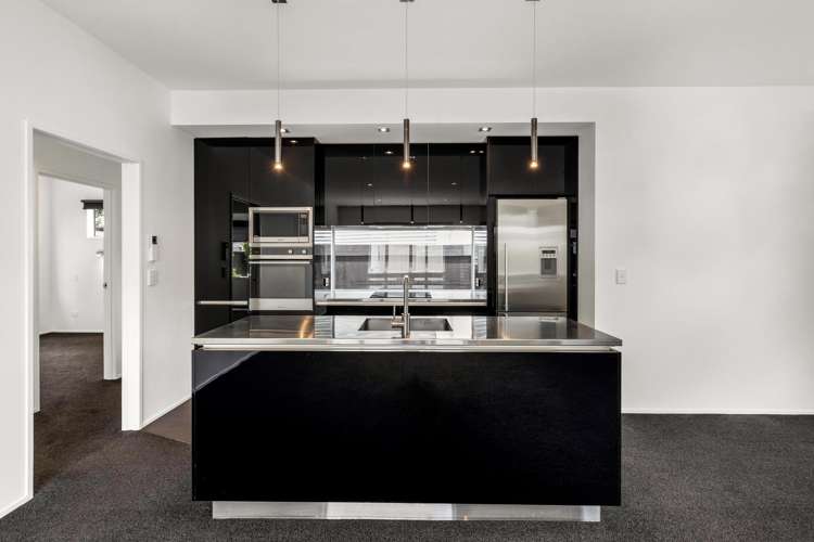 10a Strathavon Road_3