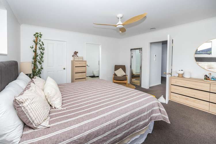 12 Flora Way Rototuna_23