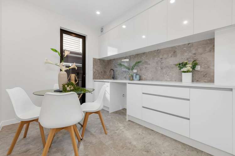 13 Catalina Avenue Karaka_16