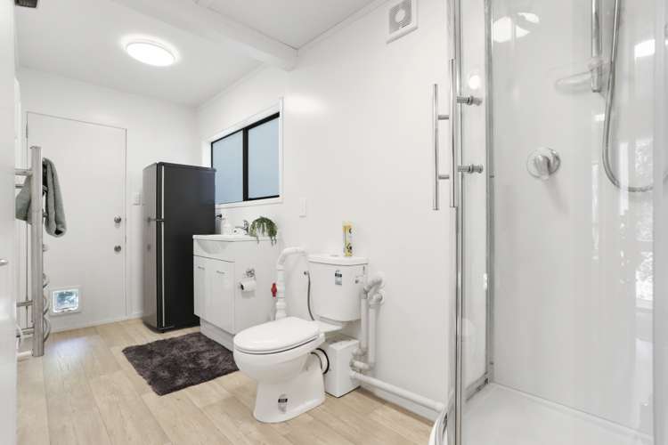 23 Western Road Laingholm_18