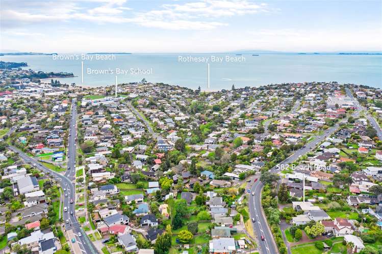 582 Beach Road Rothesay Bay_12