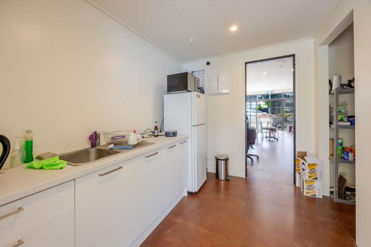 6 Beach Road Haumoana_11