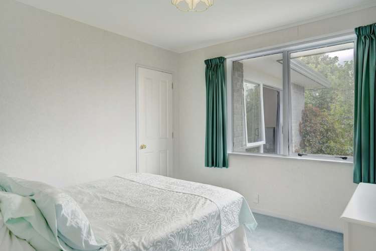 23 Farnborough Drive Nawton_8