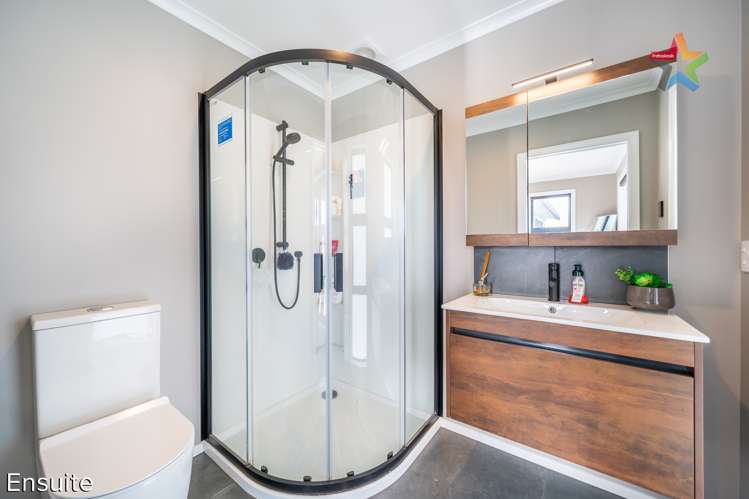 119 Coast Road Wainuiomata_13