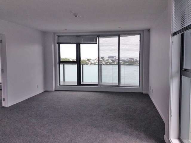 17/8 Basque Road Eden Terrace_2