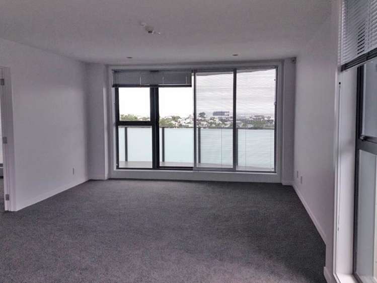 17/8 Basque Road Eden Terrace_2