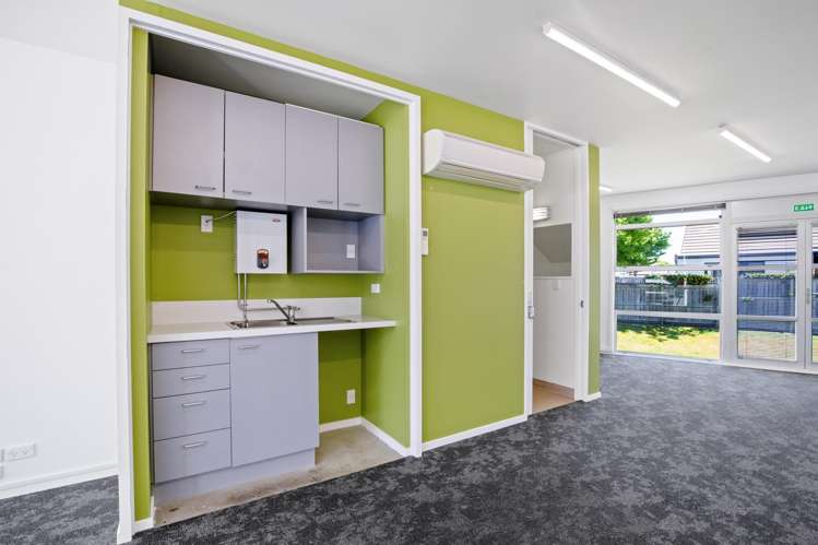 1/27a Sir William Pickering Drive Burnside_8