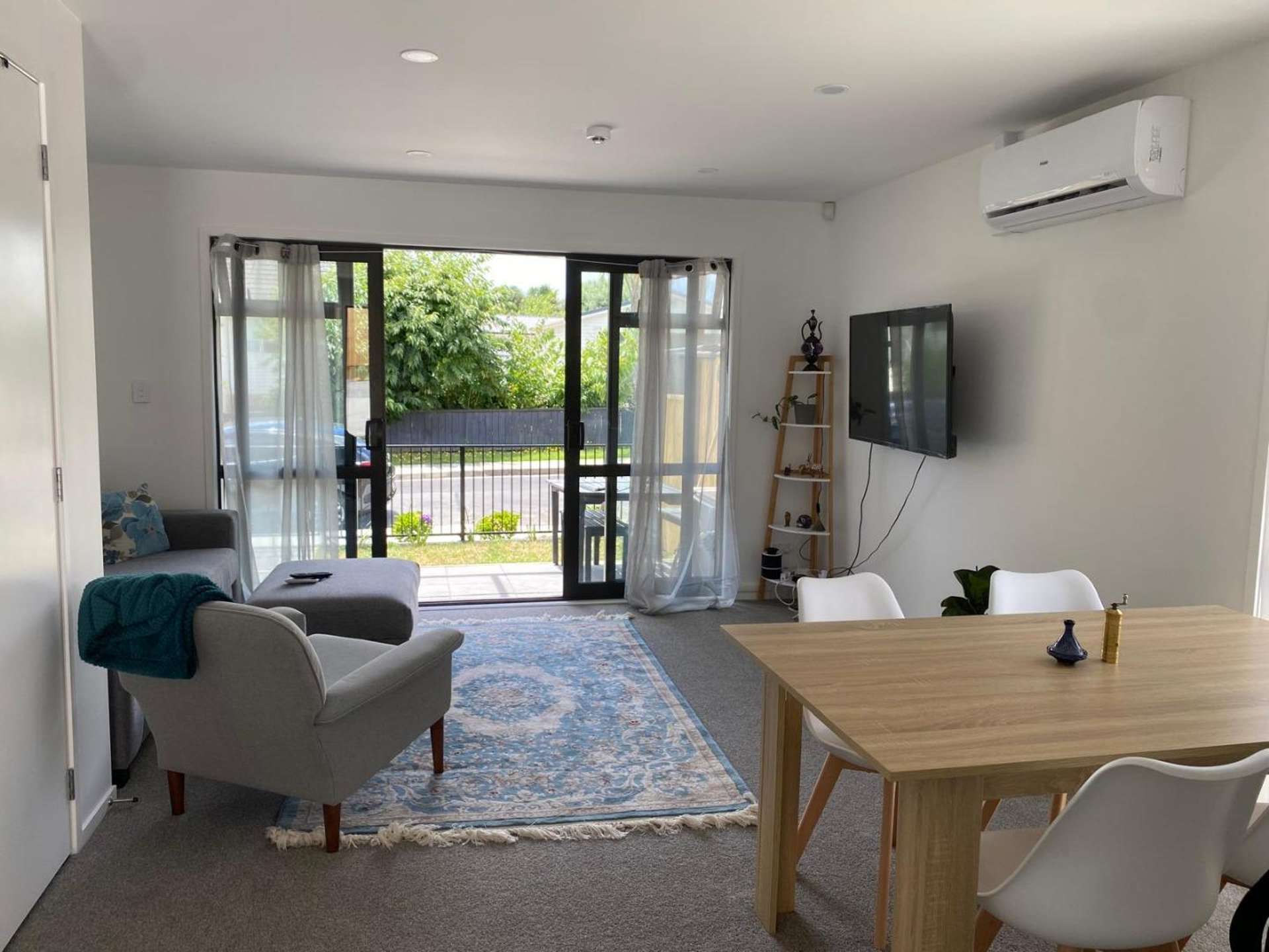 1D Shamrock Lane 1801_0