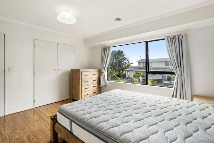 2/14 Ridge Road Waiake_15