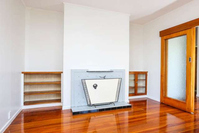 64 Hutchinson Avenue New Lynn_1