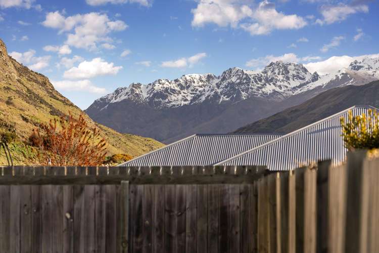 4 and 4A Marsden Place Lower Shotover_26