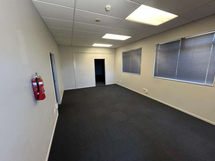 60 Westney Road Mangere_7