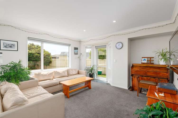 1/27 Kirsten Place Parklands_1