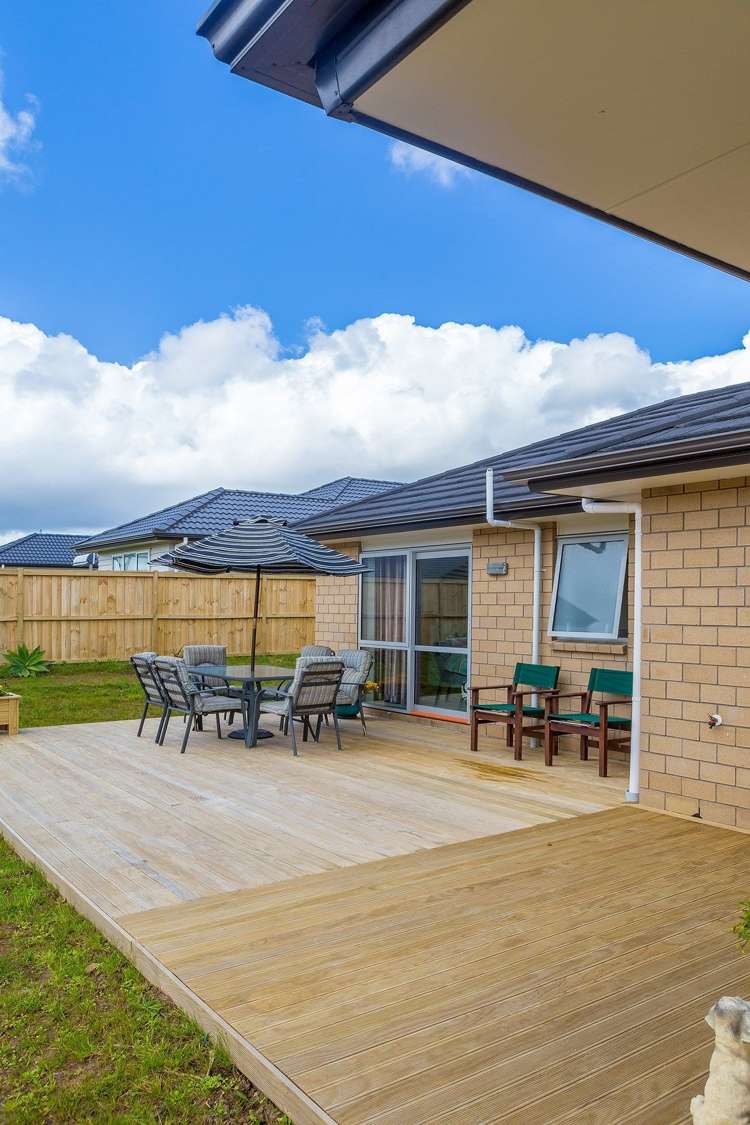 12 Iwinuku Crescent Wattle Downs_9