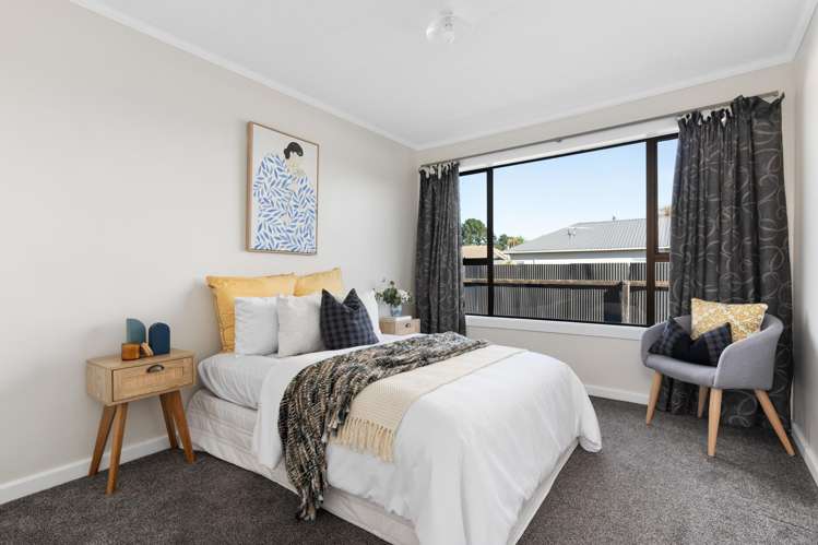 10 Pages Road Linwood_10