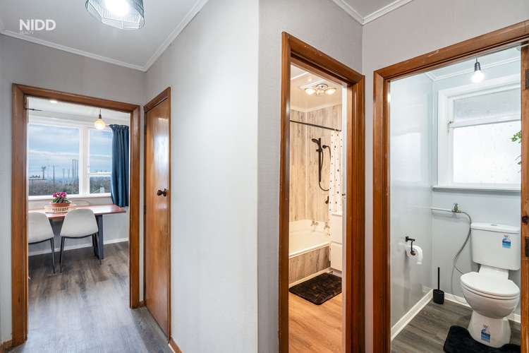 7 Hanlon Street Halfway Bush_10