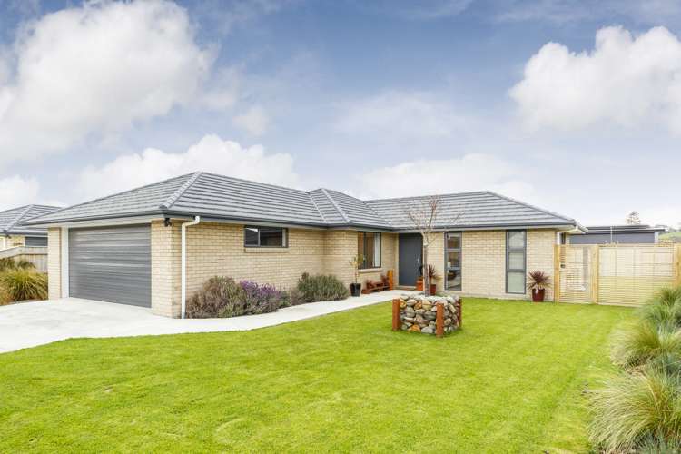 6 Peckham Lane Ashhurst_0