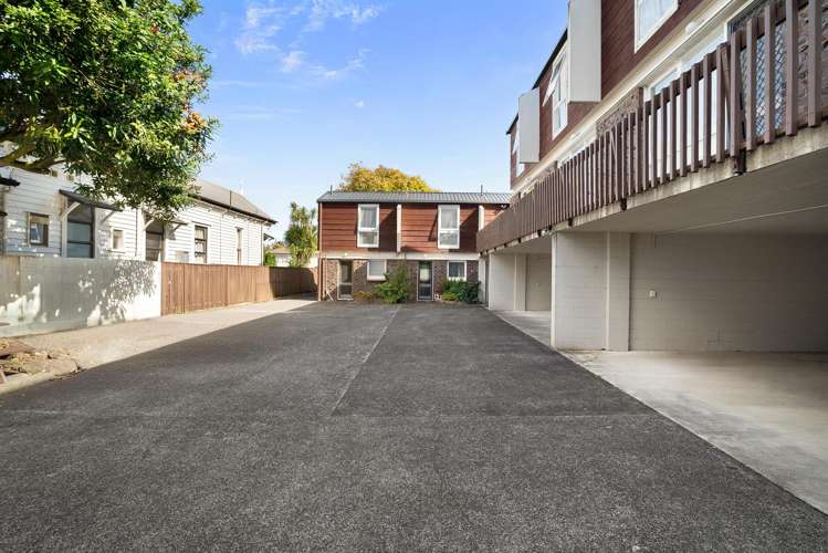 9/21 Kipling Avenue Epsom_17