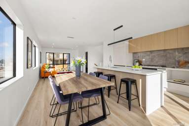 60 Cape Hill Road_1