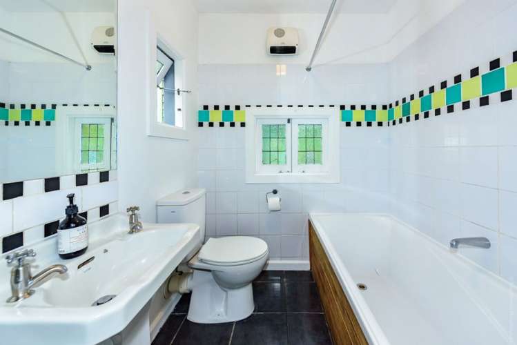 10 Cornwall Road Lyttelton_26