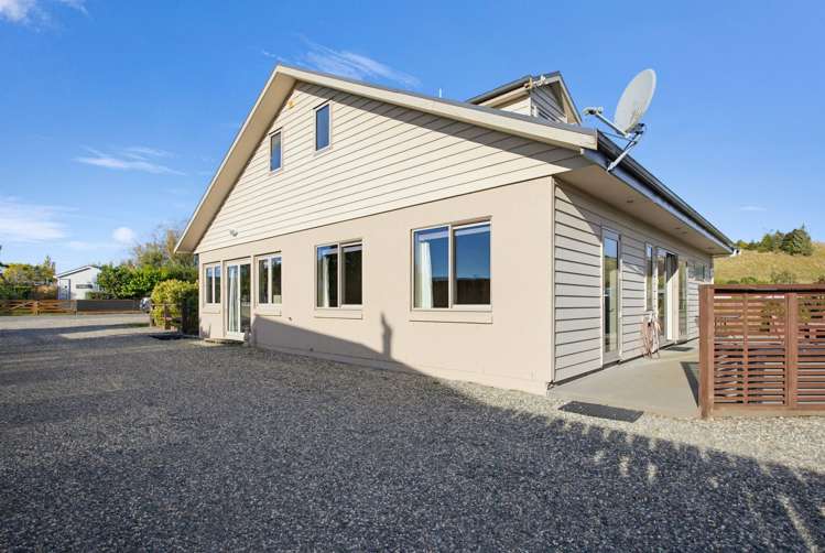 8 Westoe Street Waikaia_3